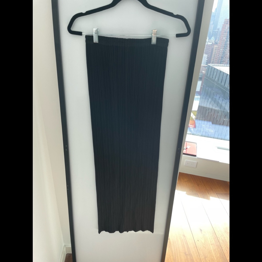 Pleats Please Issey Miyake Black Maxi Skirt
